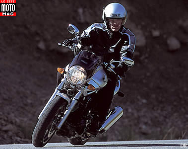 Yamaha 1100 BT Bulldog : position de conduite