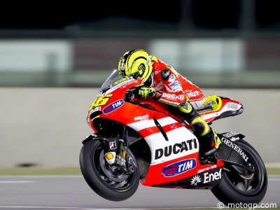 Tests officiels MotoGP : petite chute pour Rossi